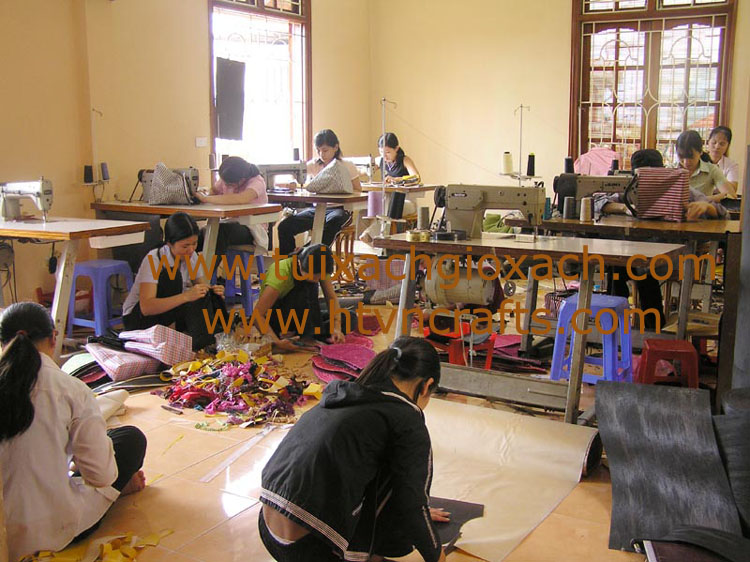 san xuat tui vai tui viet